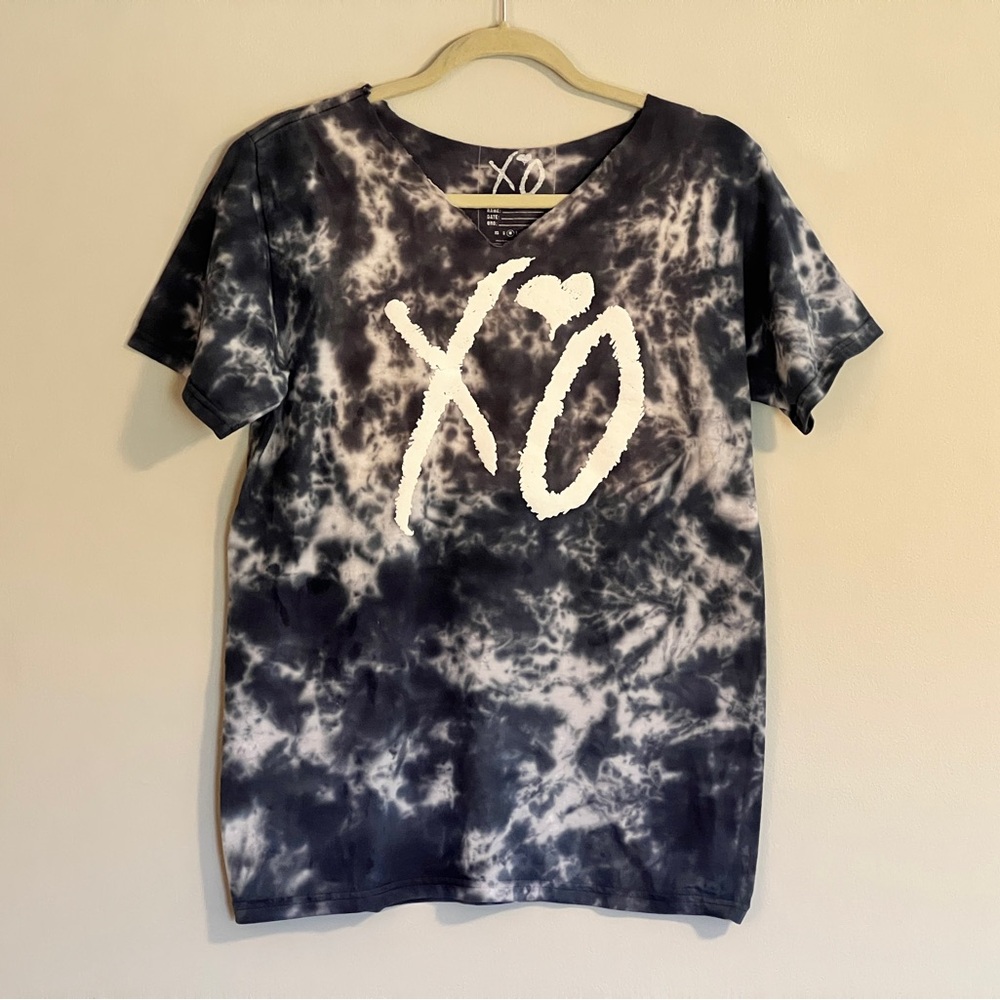 XO The Weeknd Blue and White Tie-Dye Short Sleeve Tee